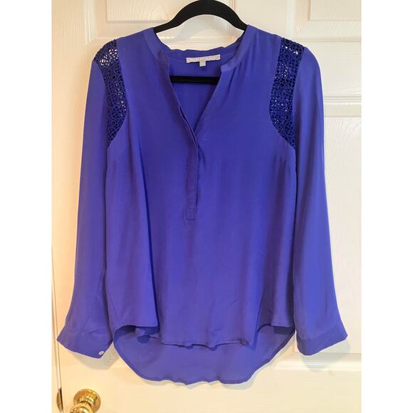Daniel Rainn Tops - Daniel Rainn 100% Silk Blue Long Sleeve Blouse Open Crochet Detail Size S